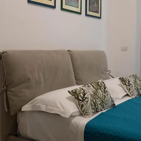 Malu Apartmán Neapol
